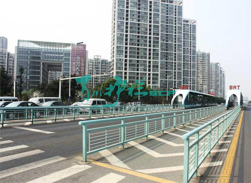 img of 常州BRT經濟型道路護欄工程